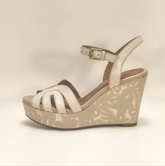 CLARKS Artisan Amelia Page Womens 5M Nude Beige Platform Wedge Heel Sandals - Picture 4 of 12